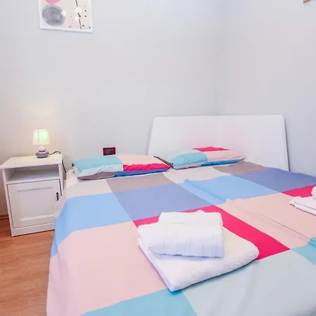 Guest house M&e